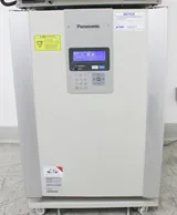 Panasonic MCO-19AICUV-PA CO2 Incubator 170L Temp: +5C to +50C Stable Conditions
