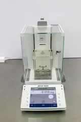 Mettler Toledo XPE56 Micro Analytical Balance 52g 0.001mg RS-232 Touchscreen
