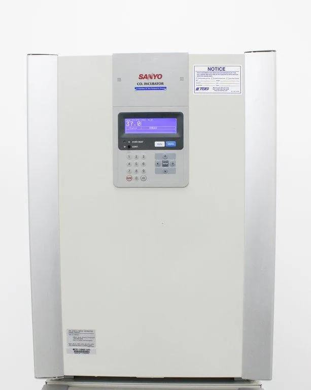 Sanyo MCO-19AIC UV CO2 Incubator 170L - Advanced Temperature & Humidity Control
