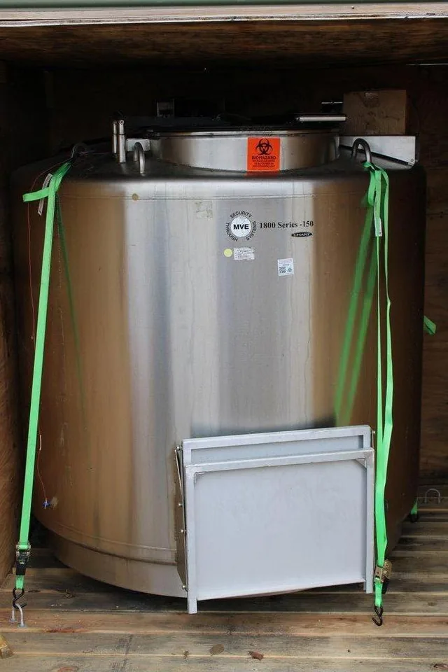 MVE Cryogenics 1800 Series 150 Cryogenic Storage with Power Cables