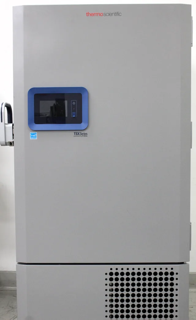 Thermo Scientific TSX60086D Ultra-Low Temp Freezer -86C 28.8 Cu Ft