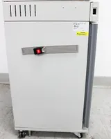 VWR Symphony 3078 CO2 Water Jacketed Incubator 6.5 cu. ft. Precision Control