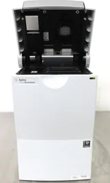 Agilent 2100 Bioanalyzer G2939A Automated Electrophoresis DNA RNA Protein Analysis