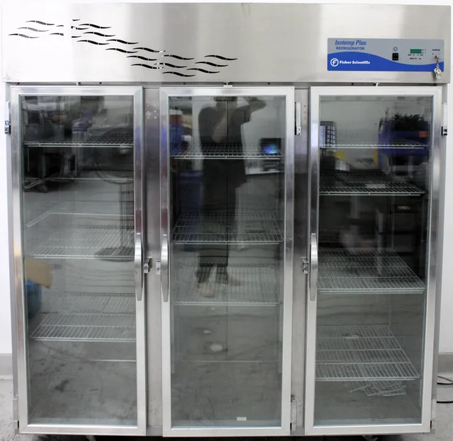 Thermo Scientific 13-986-140 IsoTemp Plus Chromatography Refrigerator, 115V