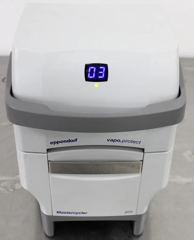 Eppendorf 6321 Mastercycler Pro vapo.protect PCR System, 100-240V