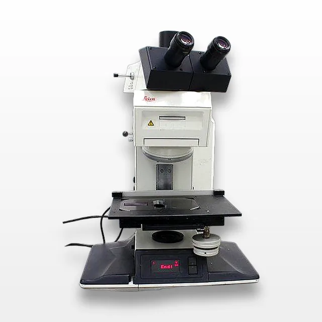 LEICA DM-RXE Fluorescence Microscope for Parts - Needs Repair