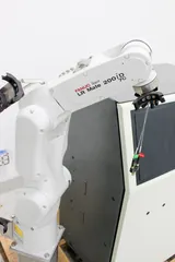 Fanuc Robot LR Mate 200iD 7C w/ iPendant & R-30iB Plus Controller
