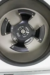 Eppendorf Centrifuge 5702 Low-Speed Centrifuge, 4,400 RPM, Excellent Condition