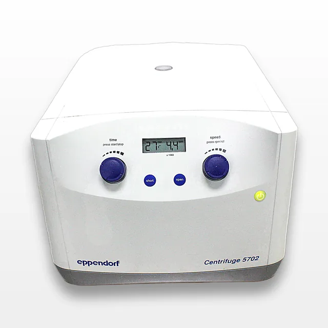 Eppendorf Centrifuge 5702, Centrifugation, 100-4400 RPM, 4x100 mL Capacity