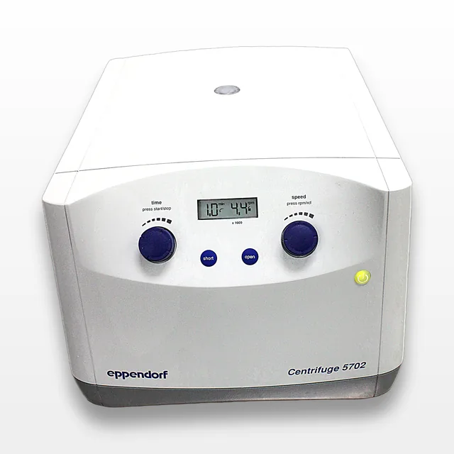 Eppendorf Centrifuge 5702 Centrifugation Low-Speed Lab Equipment 4400 RPM