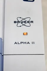 Bruker ALPHA II FT-IR Spectrometer 350-8000 cm-1 DLaTGS RockSolid cube-corner