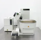 BUCHI Rotavapor R-300 EL with B-305 and V-700 Rotational Evaporator System