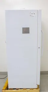 Thermo Scientific 20LREETSA Lab Refrigerator 1°C to 12°C 566L Capacity