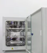 Thermo Scientific HERAcell 150i CO2 Incubator 37C Preowned with Rust Marks