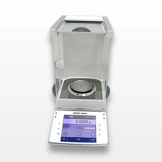 Mettler-Toledo XPE204S Analytical Balance Scale with Smart Sensors