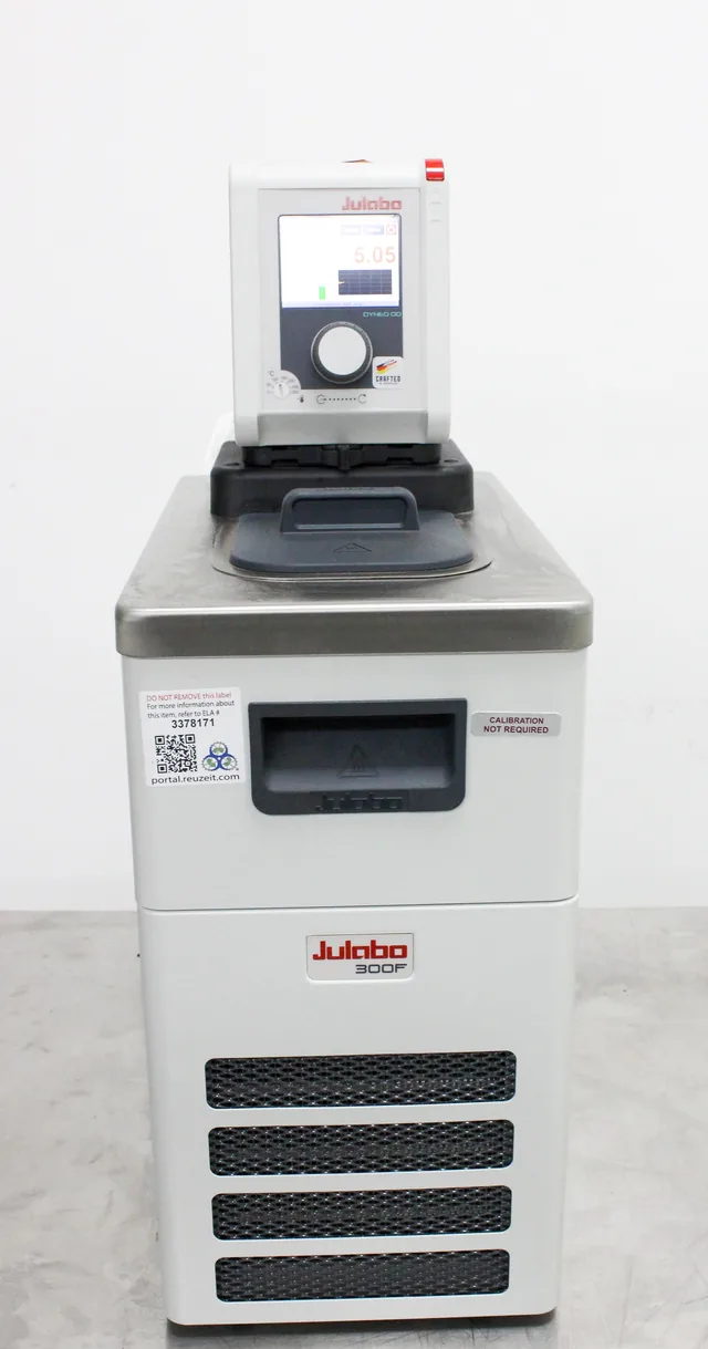 Julabo Dyneo DD 300F Refrigerated/Heating Circulator -25°C to +200°C