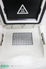 BIO-RAD T100 Thermal Cycler PCR Gradient 96-Well