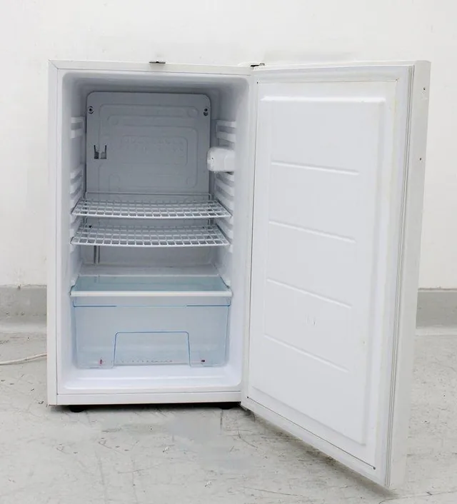 Summit FF5511L Refrigerator Cold Storage Unit 33H VG Condition USA