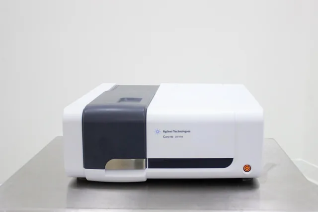 Agilent Cary 60 UV-Vis G6860A Spectrophotometer 190-1100 nm USB Xenon Flash Lamp