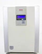 Sanyo MCO-19AIC CO2 Incubator 170L Direct Heat Antibacterial Interior