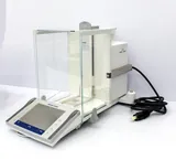 Mettler-Toledo XP205 Analytical Balance for Precision Weighing 120V 50/60Hz