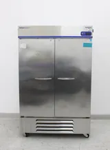 Fisherbrand GTFBG49FSSA Laboratory Freezer - Good Condition, 600 lbs Capacity