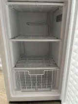MIDEA WHS-109FB1 UPRIGHT FREEZER for Cold Storage Applications