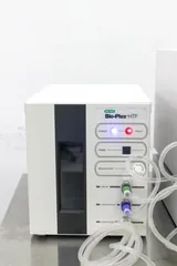 Invitrogen Luminex 100/200 System Includes Computer & Software