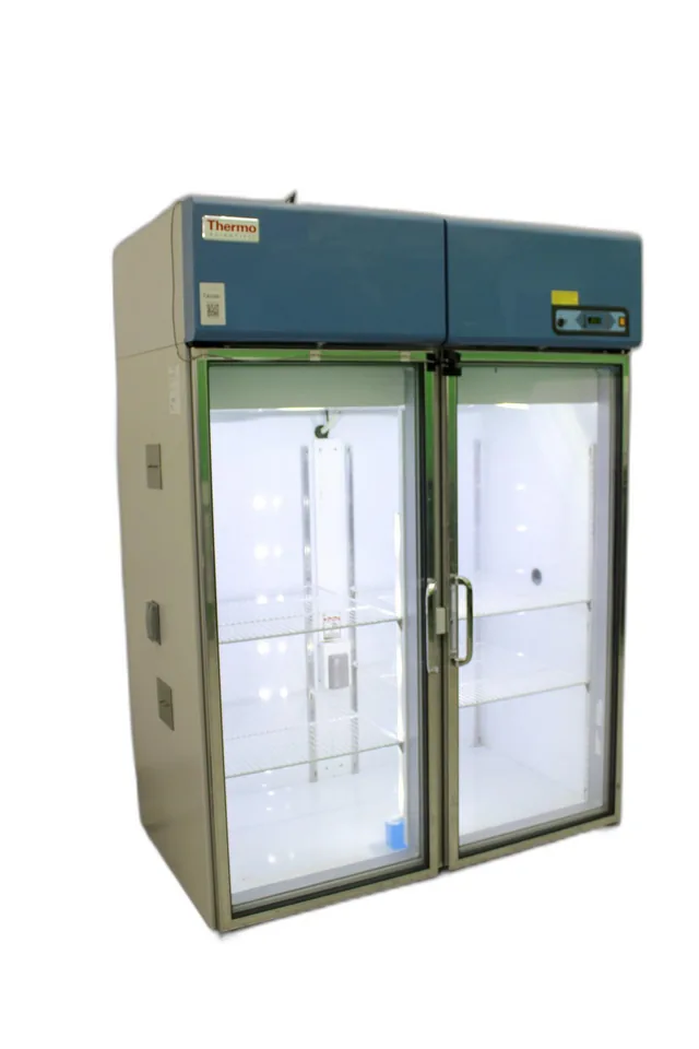 Thermo Scientific REC5004A Chromatography Refrigerator 51.1 cu ft