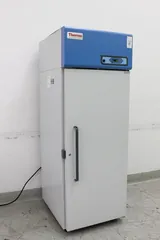 Thermo REL2304A Refrigerator 4C Operational