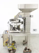 R-Tech Feeders 15-110AC-FC-B-H-CS Vibratory Bowl Feeder with Hopper - Efficient Parts Handling