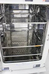 Panasonic KM-CC17RU1A 170L CO2 Cell Culture Incubator, UV Sterilization