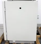 NuAire NU-4750 CO2 Water-Jacketed Incubator for In-Vitro Growth