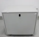 Peak Scientific NM32LA Nitrogen Generator 32L/min Flow 230V Fair Condition
