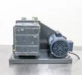 Welch Duoseal Vacuum Pump 1402 - Reliable High-Performance Pump, AS/IS