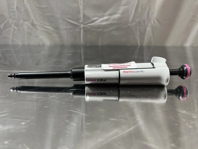 Thermo Scientific F1-ClipTip Pipettor 2-20uL Volume Range Good Condition
