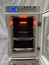 Thermo Scientific Heratherm IMC 18 Incubator Good Condition w/ Power-on Test