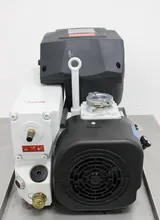 Leybold Sogevac SV65BIFC 960465V013001 Vacuum Pump 220V 50/60Hz Compact Design