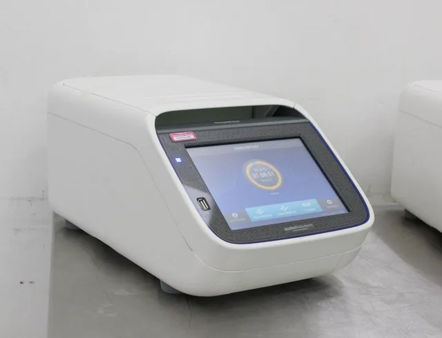 Applied Biosystems SimpliAmp Thermal Cycler A24812 PCR Machine