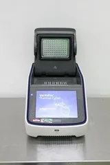 Applied Biosystems VeritiPro 96-well Thermal Cycler for PCR Tasks