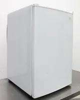 Sanyo HF-5020W Undercounter Household Freezer -20°C Freestanding