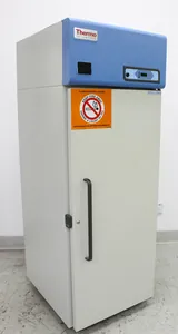 Thermo Scientific RFMS2305A High-Performance Lab Refrigerator 651L 1°C-8°C