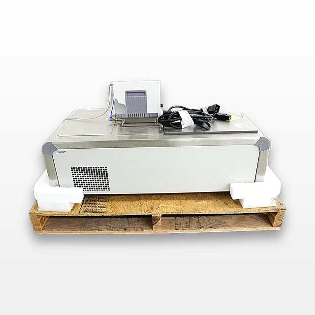 Thermo Scientific ARCTIC A10B Refrigerated Circulator -10°C to +100°C 30L