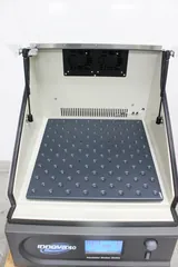 New Brunswick Innova 40 Incubated Benchtop Shaker 25-500 rpm 3L 120V