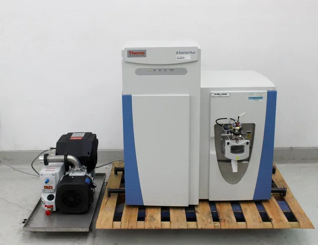 Thermo Q Exactive Plus Mass Spectrometer with Sogevac Pump, 230V, 2014