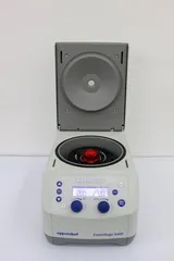 Eppendorf Centrifuge 5425 with Rotor FA-24x2