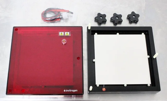 Invitrogen Semi-Dry Blotter SD1000 Protein Transfer System, Used in Good Condition