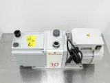 Edwards Vacuum Pump E2M30 Mot: 1- L990PR Laboratory Equipment 230V 50/60Hz