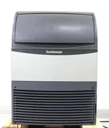 Scotsman UF424A-1A Ice Maker 440lb/24hr Flake Style