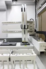 Thermo KingFisher SpeciTRAX Sample Transfer System with Computer/Software